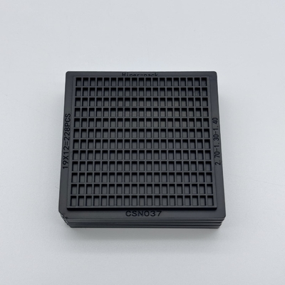 Harga yang bagus Solusi Kemasan Aman ABS Bare Die Tray Dengan Tutup Opsional Dan Clip on line
